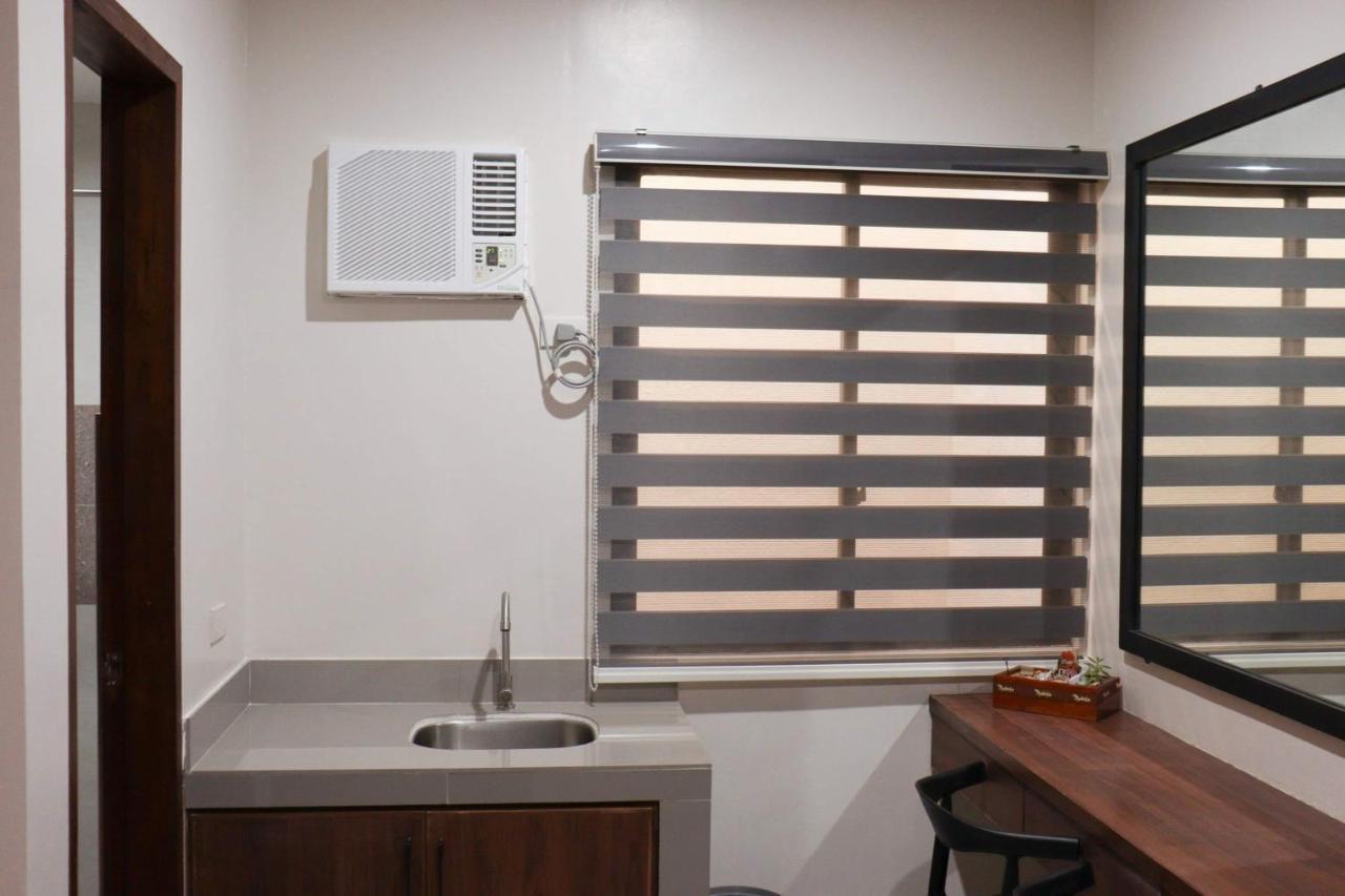 A&E Apartelle Bacolod Dış mekan fotoğraf